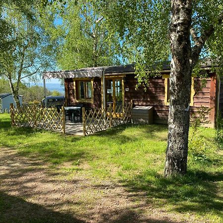 Vollore-Ville Camping Le Montbartoux מראה חיצוני תמונה