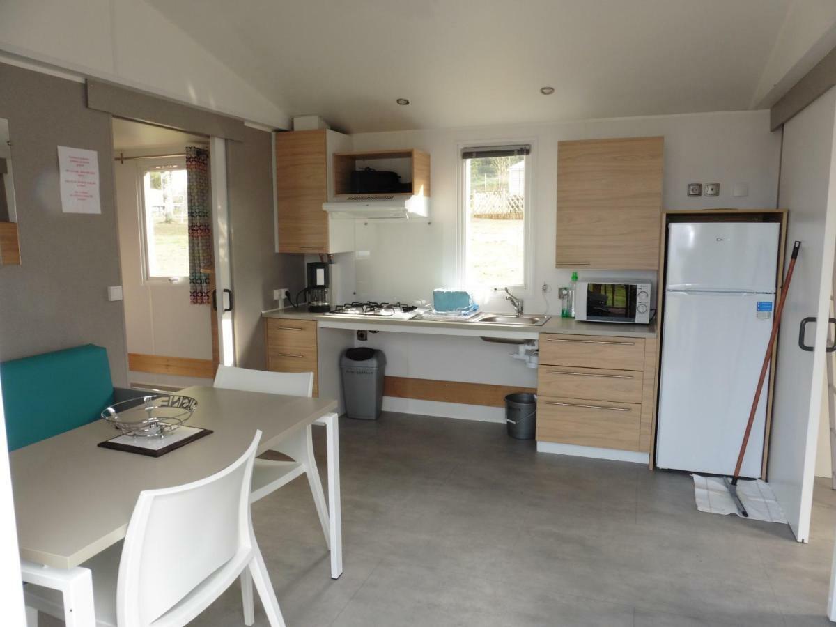 Vollore-Ville Camping Le Montbartoux מראה חיצוני תמונה